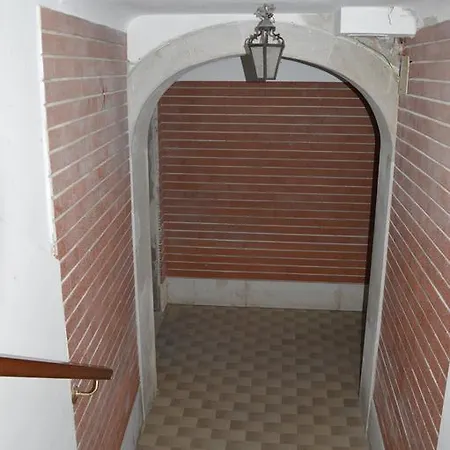 Dorso Duro شقة
