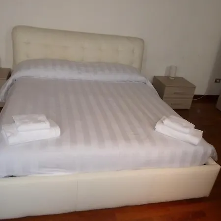 Dorso Duro Apartment *